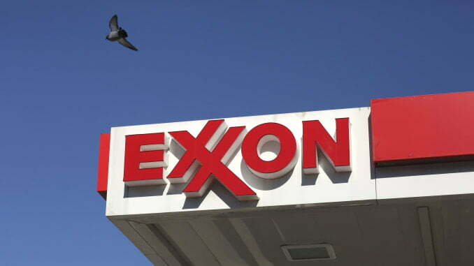 Exxon Mobil „foarte aproape” de a dezvălui reducerile de locuri de muncă din SUA și Canada, spune CEO