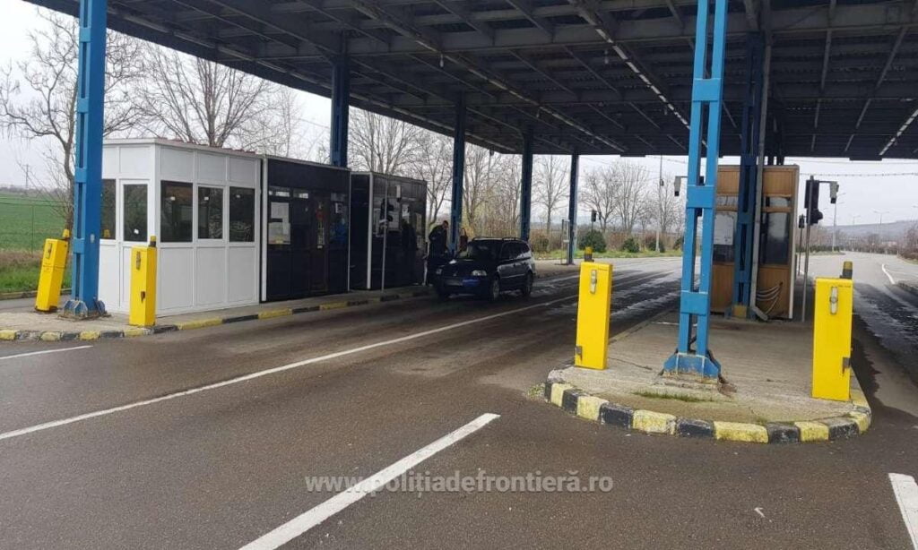 1574679604161-ansambludevehiculefrdreptdecirculaie-S4