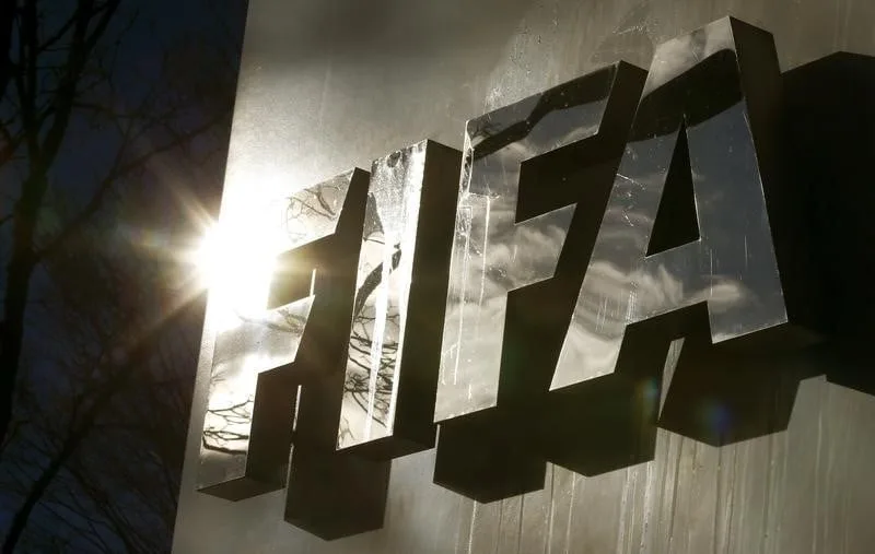 Julius Baer urmărește plata din DOJ în subiectul FIFA, planifică dividente