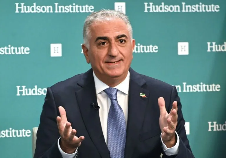 Prinţul iranian în exil Reza Pahlavi a prezis căderea Republicii Islamice în următoarele luni