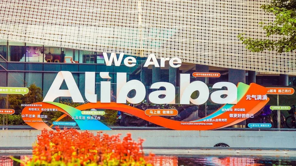 Alibaba a început să lase în urmă tensiunile cu Donald Trump, pe măsură ce președintele amenință firmele chineze