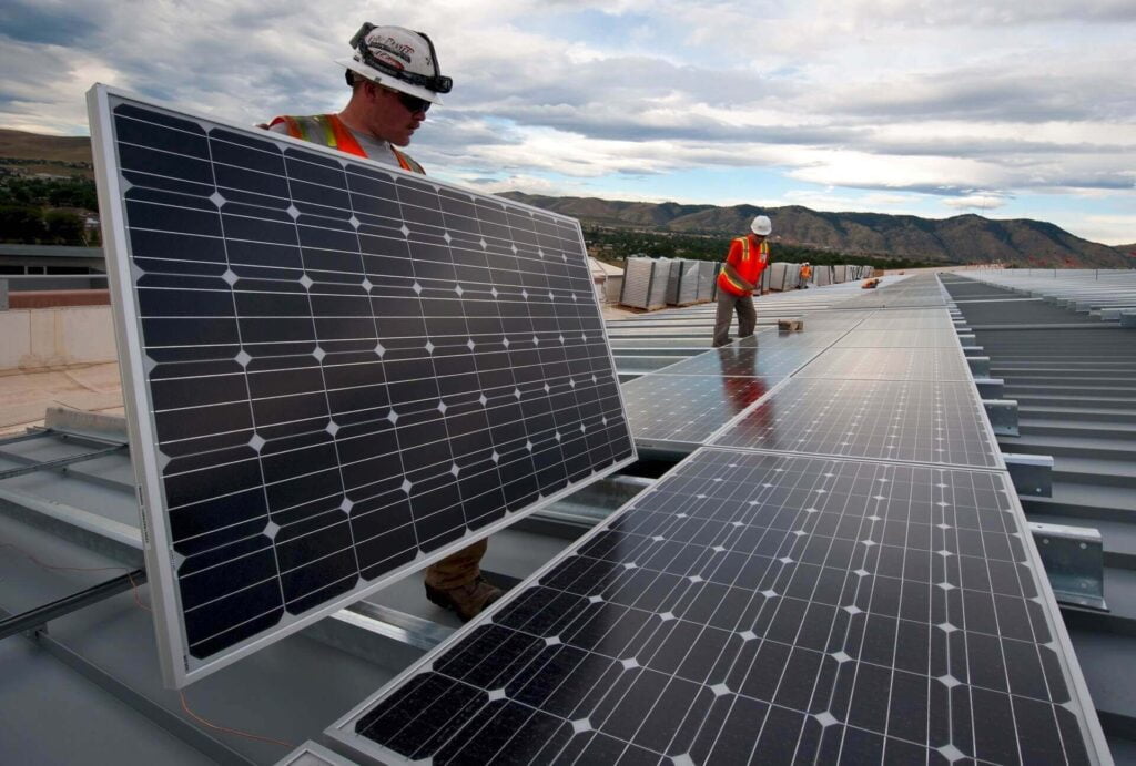 Ce-caracteristici-trebuie-sa-indeplineasca-o-teva-inox-pentru-panouri-solare