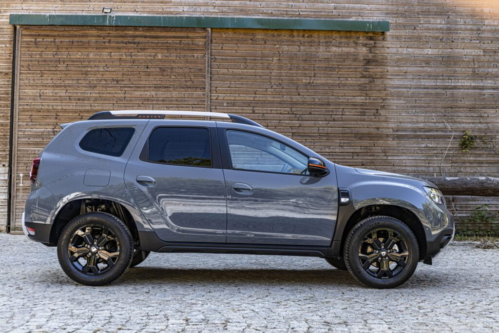 Dacia-Duster-Extreme-SE-2021-New-Dacia-Duster-Extreme-Limited-Edition-18-scaled-1