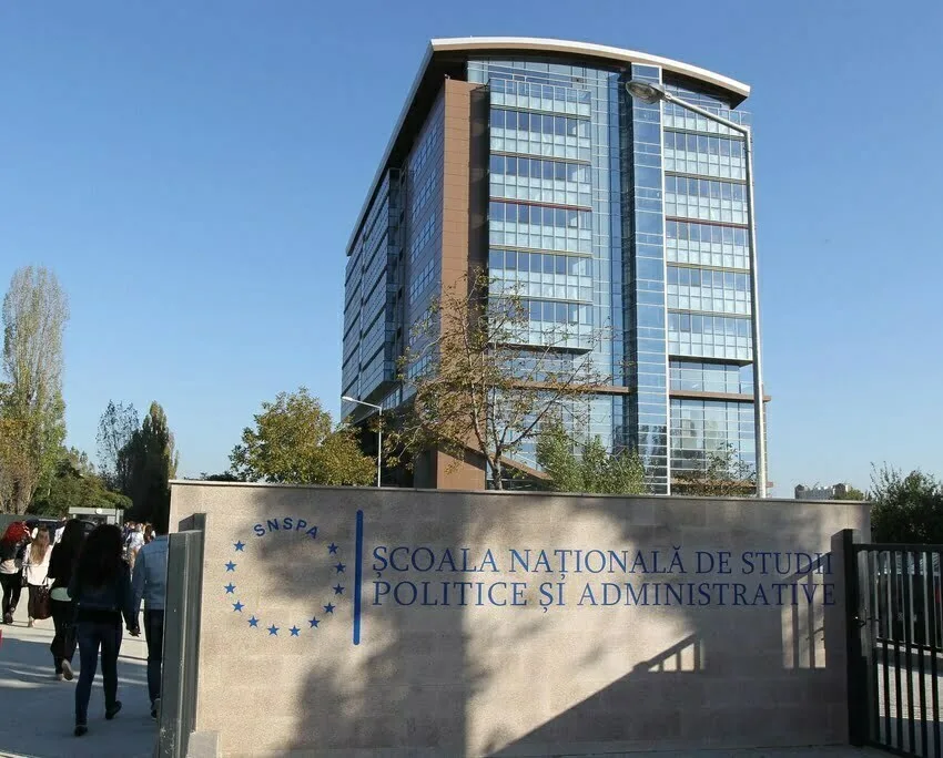 Activitatea mediului universitar a fost bruiată de ingerinţe politice