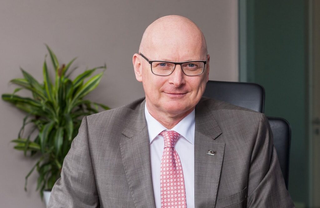 Franz-Weiler-CEO-UNIQA-Asigurari-e1614071060560