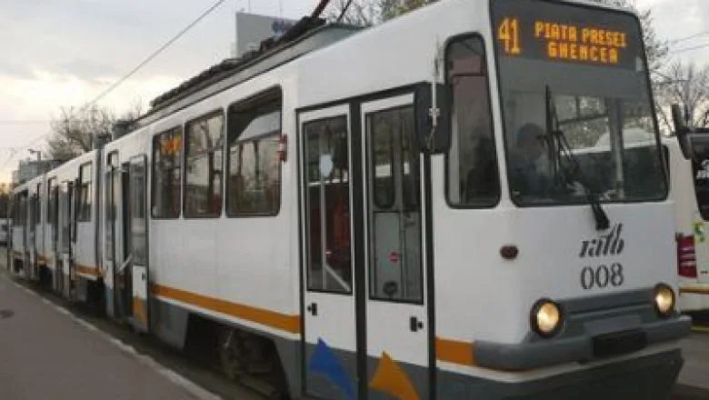 Circulația tramvaielor liniei 41 a fost reluată după aproape două ore