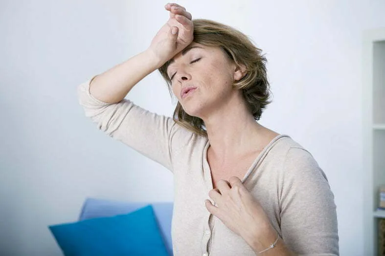 Ce simptome sunt normale la menopauză?