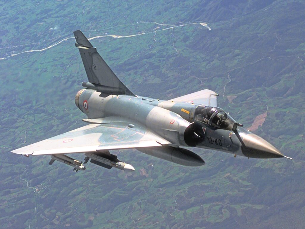 Mirage_2000C_in-flight_2_cropped