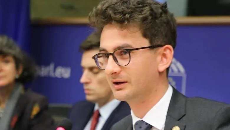 Iulian Bulan(USR): Votez moțiunea dacă nu se mișcă lucrurile, să avem fonduri europene pentru Autostrada A8