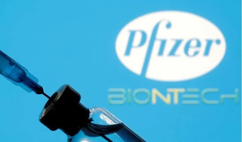 Vaccinul Pfizer este eficient împotriva efectelor severe produse de tulpina Omicron