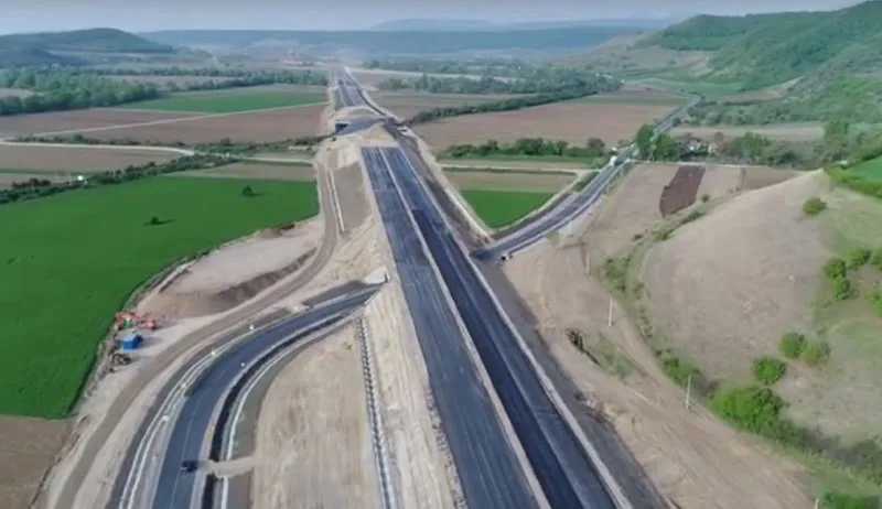 Localnicii din Rădeşti nemulţumiţi