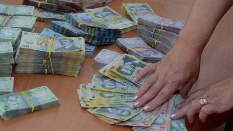 Metode alternative de plată a obligaţiilor fiscale pentru a evita prezenţa la ghişee