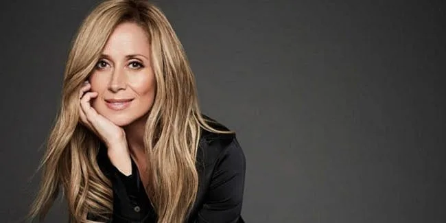 Lara Fabian şi-a anulat din nou concertul de la Bucureşti, cu câteva ore înainte de spectacol