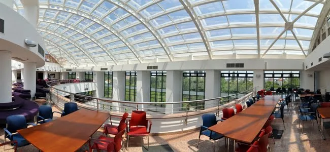 cea-mai-buna-universitate-din-Romania