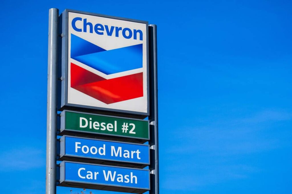 chevron-adobestock-115179