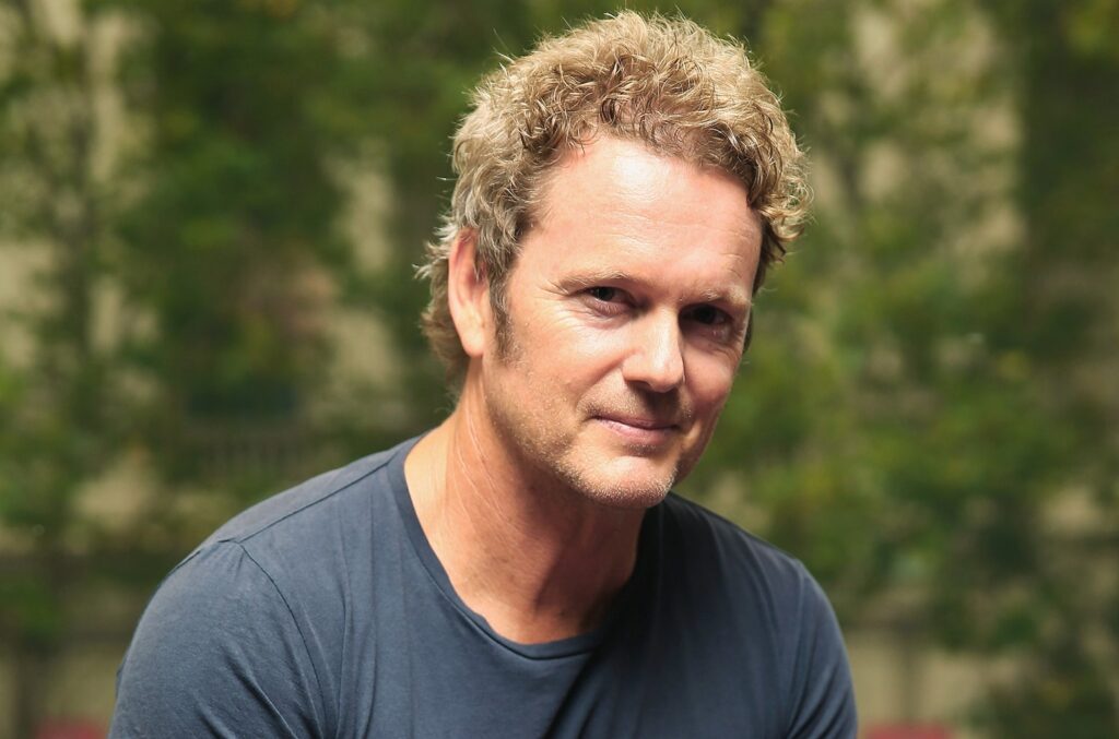craig-mclachlan-2015-portrait-u-1548-compressed