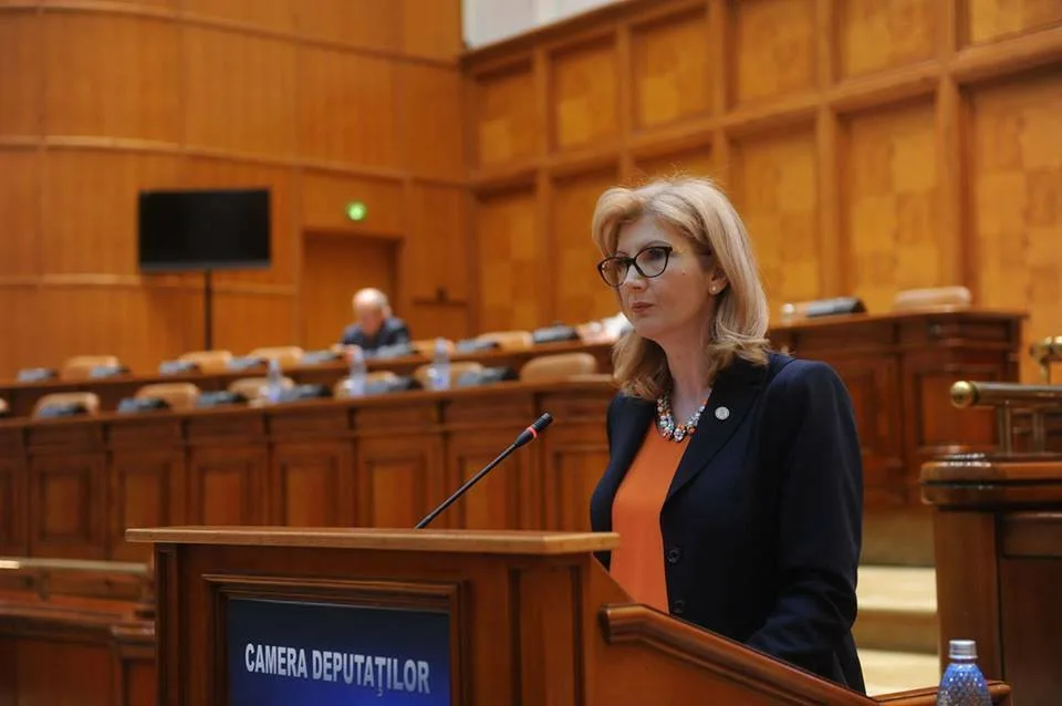 „Suntem un popor care stie să-si cinstească înaintasii, dar, în acelasi timp, este preocupat de soarta generaţiilor viitoare”
