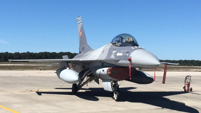 Etapele achiziţionării următoarelor cinci aeronave F-16 din Portugalia