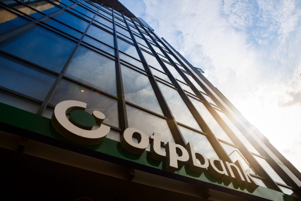 foto-OTP-Bank-scaled
