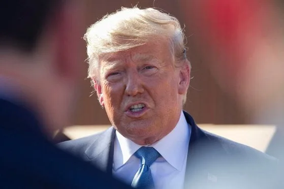 Trump a spus că știa că virusul este mortal, dar totuși a diminuat criza