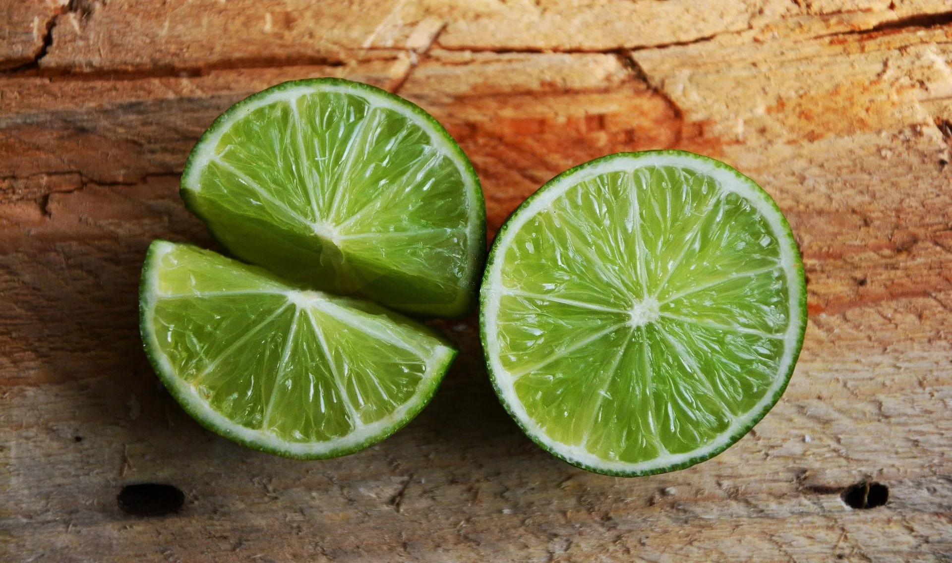 Vitamina C, esențială în lupta împotriva virusului Covid-19