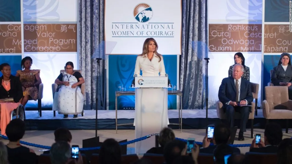 Melania Trump face pledoarie pentru armonia rasială în cadrul campaniei pentru alegerile prezidențiale