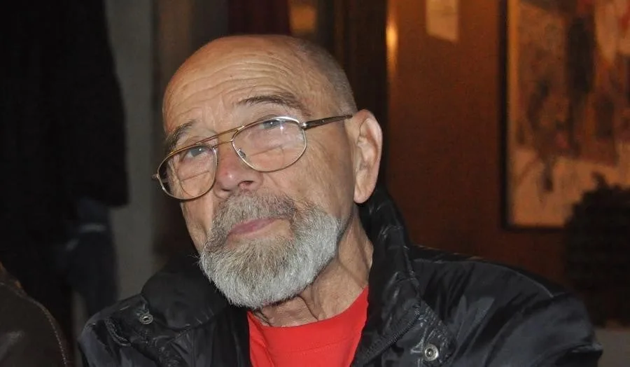 Botoşani: Ovidiu Genaru a devenit, la 85 de ani, laureat al Premiului Naţional de Poezie „Mihai Eminescu” – Opera Omnia