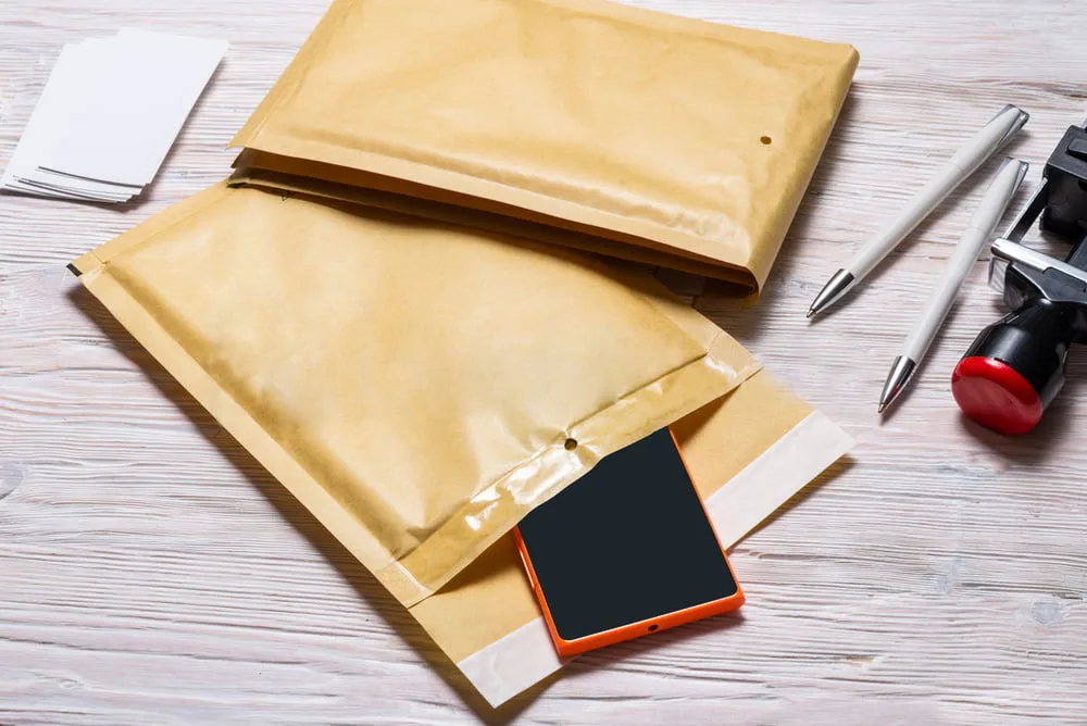 Beneficiile plicurilor antisoc si perforatoarele pe care le puteti alege pentru biroul dvs.