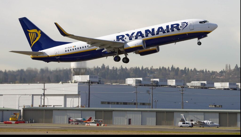 ryanair_aircraft_11_69538800-scaled