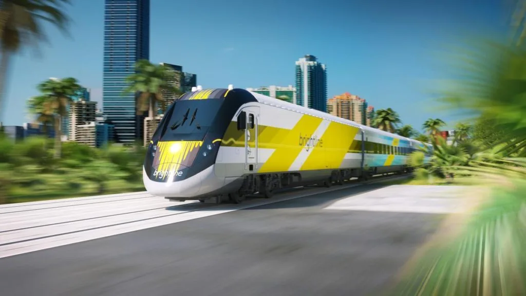 S-au restabilit mai multe servicii pe tren, pe măsură ce școlile se redeschid