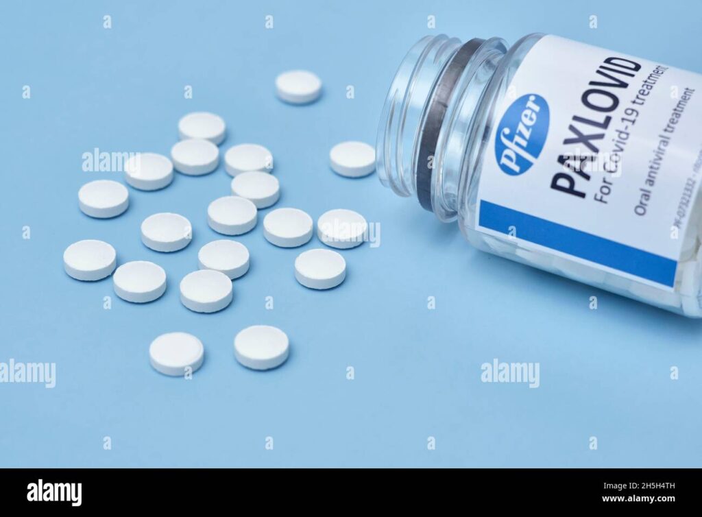tashkent-uzbekistan-november-9-2021-new-paxlovid-pill-for-covid-oral-antiviral-paxlovid-pills-reduces-covid-19-risks-pfizers-paxlovid-lowers-2H5H4TH