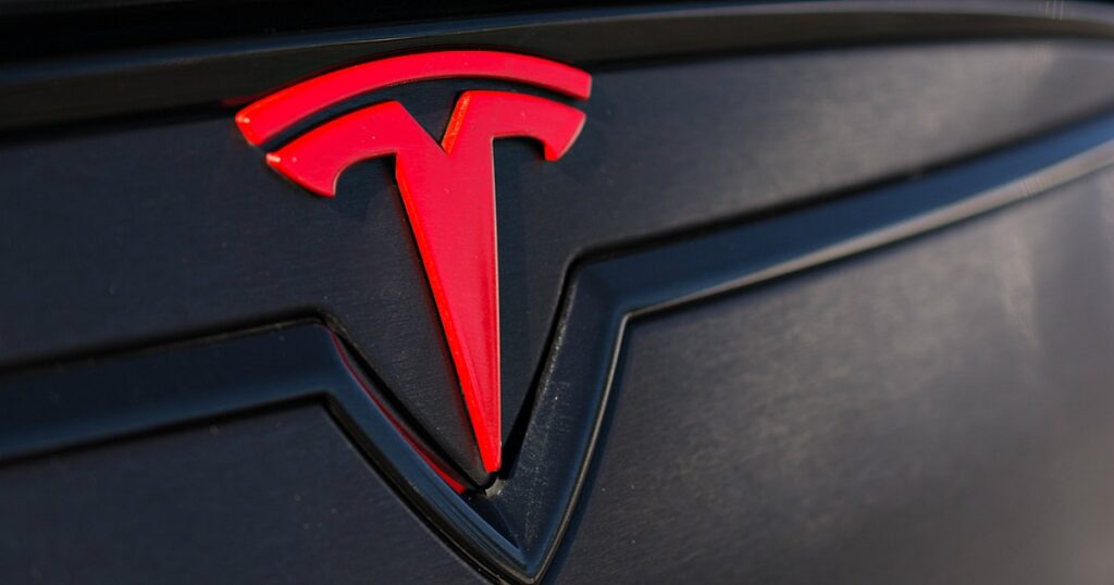 tesla-logo-red-black