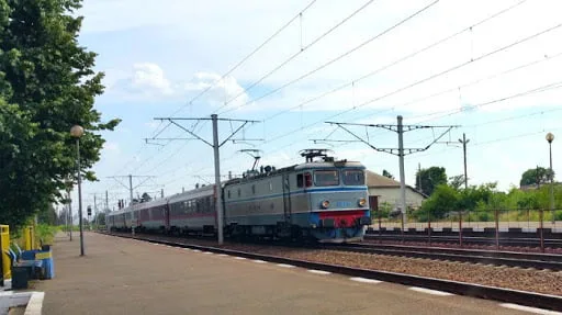In Aiud, circulaţia feroviară este oprită din cauza inundaţiilor