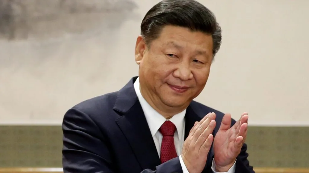 xi-jinping-clapping-e1509118184978