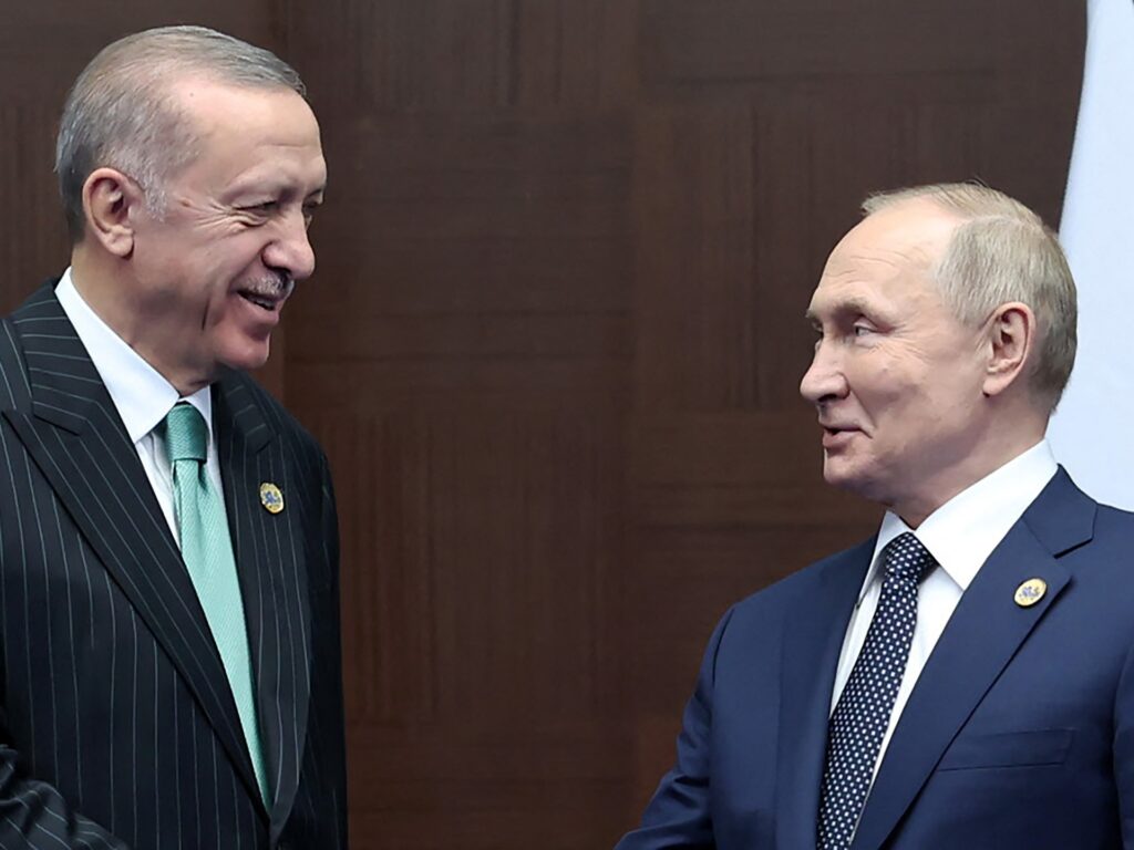 Erdogan și Putin discută telefonic coridorul de frontieră cu Siria