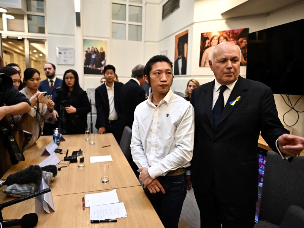 China a îndepărtat 6 diplomați după violențe la consulatul din