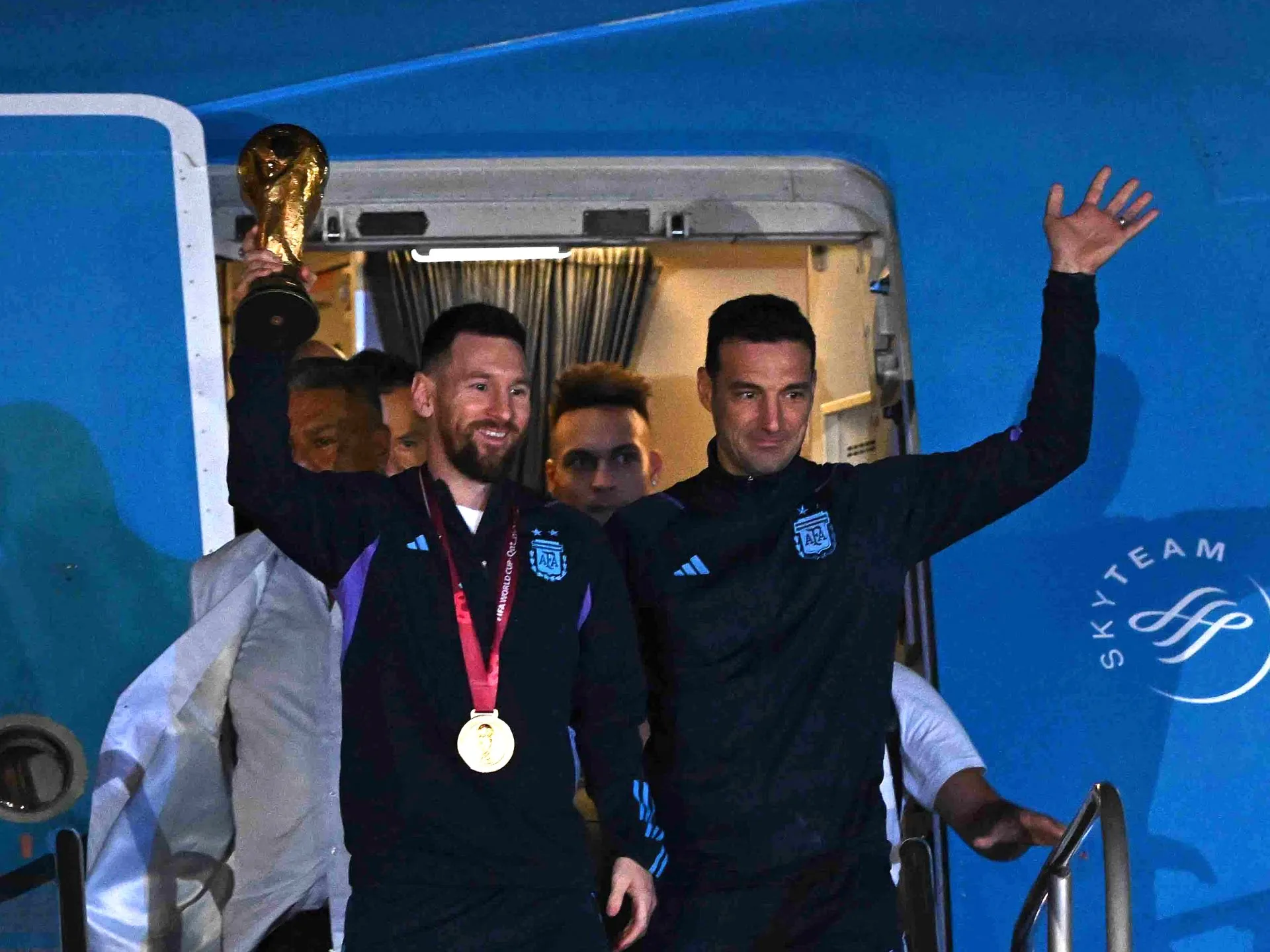 Mulțimi uriașe întâmpină acasă echipa Argentina după victoria la Cupa Mondială |  Știri despre Cupa Mondială