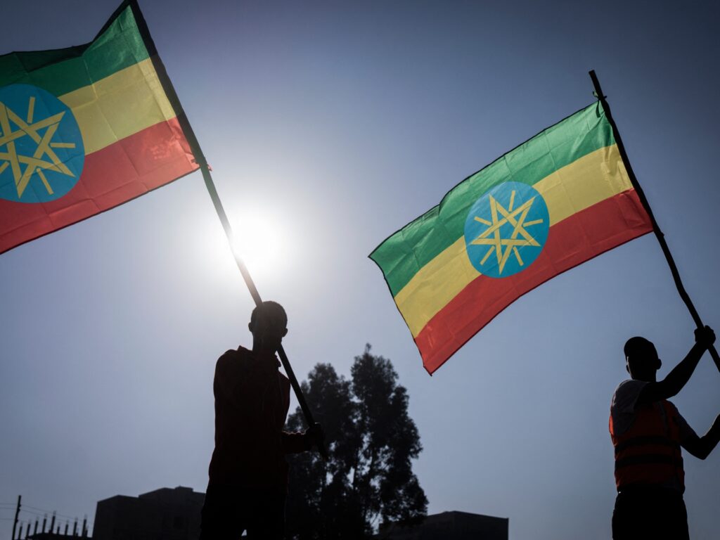 Cea mai mare bancă din Etiopia „reia serviciile” în Tigray