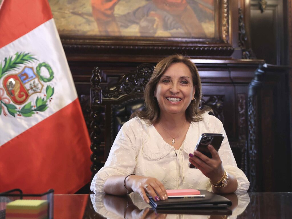Noul președinte al Peru Boluarte numește un cabinet pe fondul