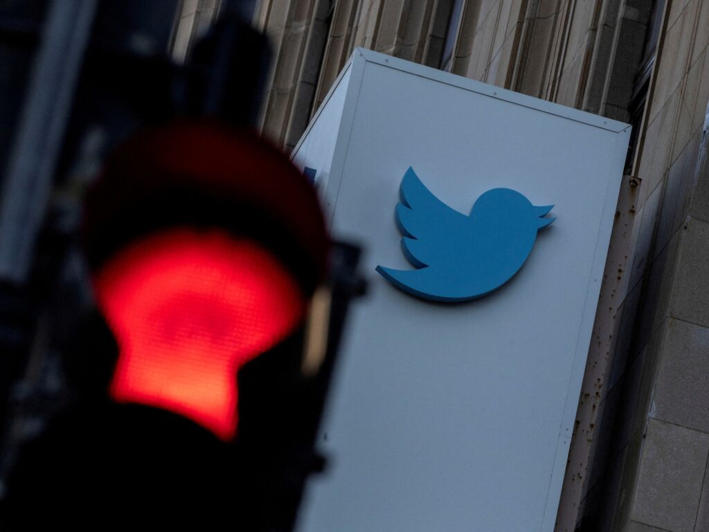 Twitter a impulsionat în secret propaganda militară a SUA: anchetă