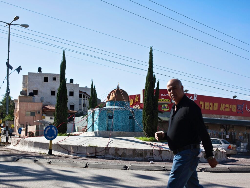 Poliția israeliană ucide un palestinian, îl acuză de „atac” |