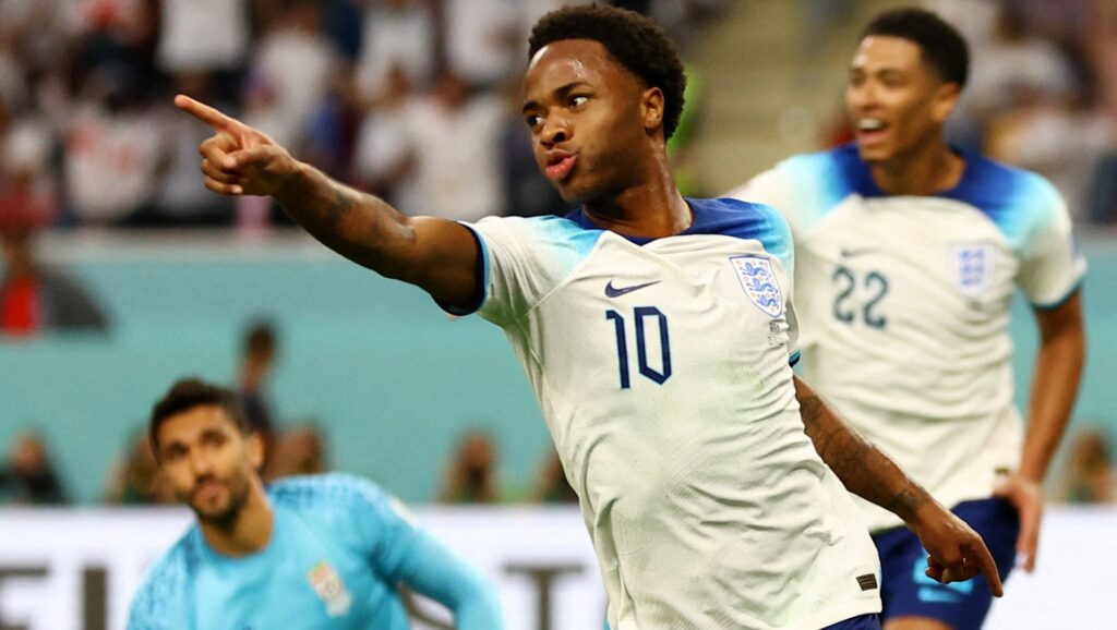 Brit Raheem Sterling se întoarce în Marea Britanie după rapoartele