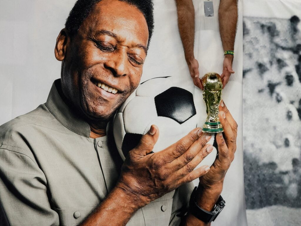 Legenda fotbalului brazilian Pelé se simte „puternic” după spitalizare |