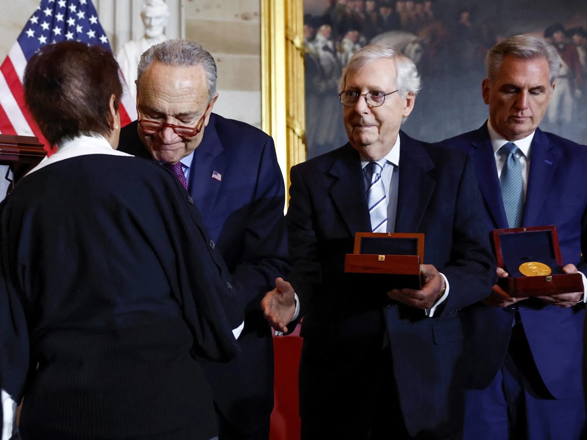Pe Capitol Hill, o familie ocupă o poziție frumoasă |  Opinii