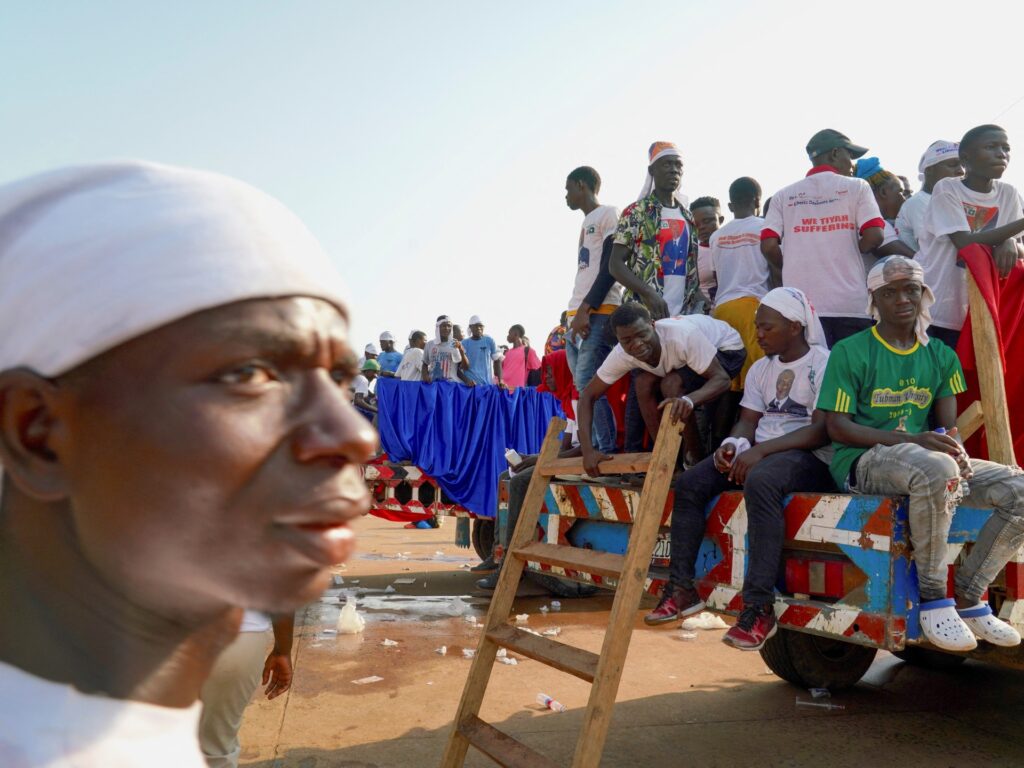 Liberienii protestează împotriva costului vieții când Weah se întoarce dintr-o
