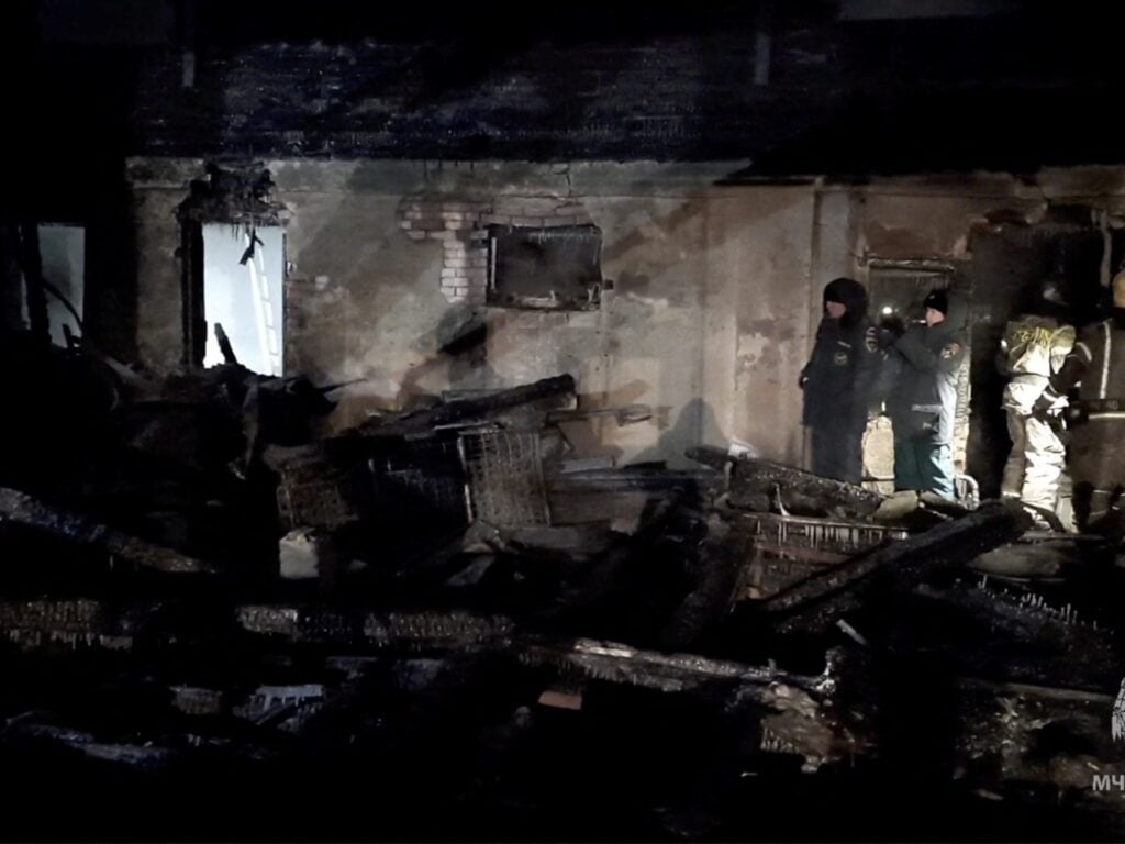 Cel puțin 22 de morți într-un incendiu la azilul de