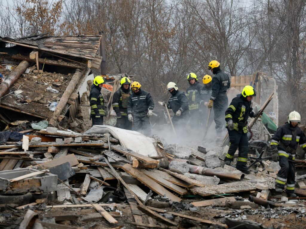 „Barbarism fără sens”: rachetele rusești au lovit orașe ucrainene |