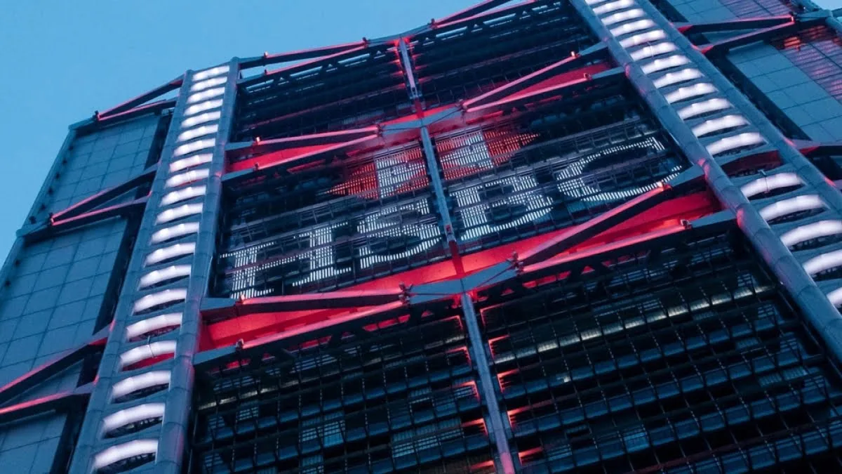 HSBC încetează să mai finanțeze noi proiecte de petrol și gaze |  Știri de afaceri și economie