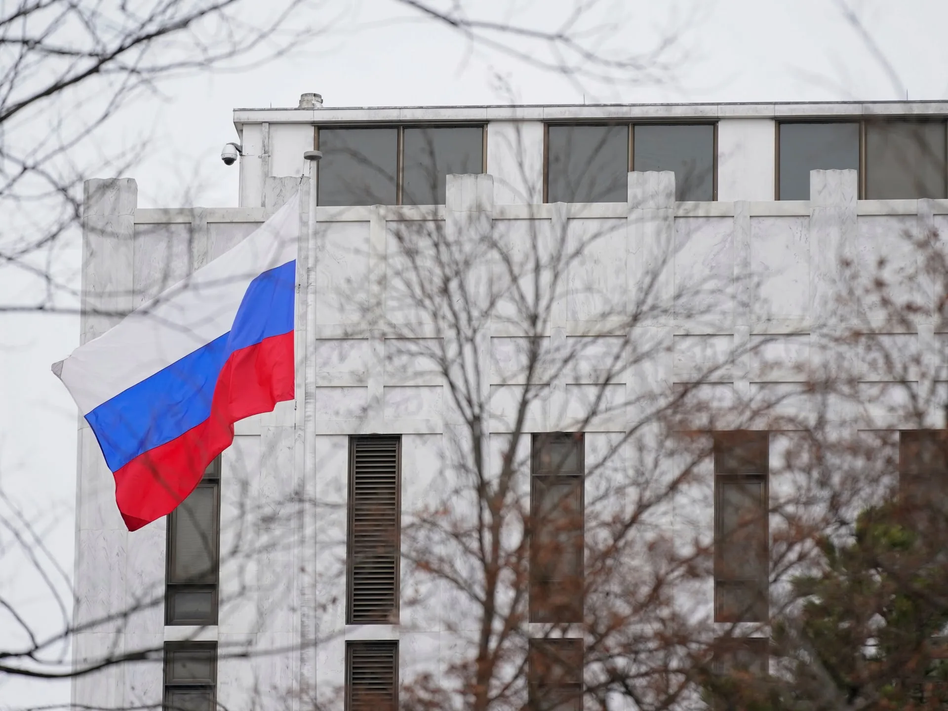 Ambasada Rusiei afirmă că SUA i-au refuzat vizita la mormintele sovietice din Alaska |  Știri