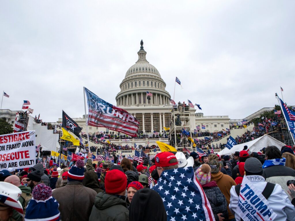 Principalii aliați ai lui Trump au refuzat să răspundă la